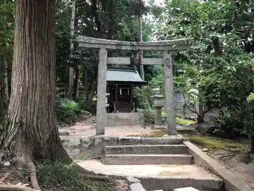 鴨山口神社の鳥居