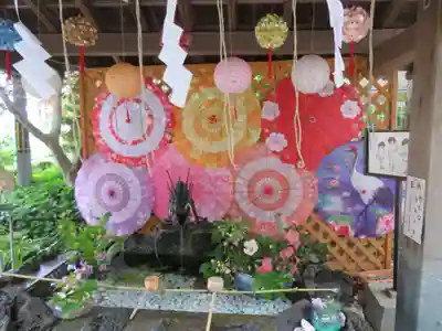 虻田神社の手水舎