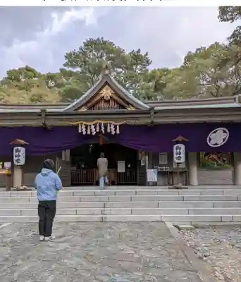 和歌山縣護國神社の{uncategorized: "未分類", other: "その他", undefined: "問題あり", building: "その他建物", grave: "お墓", sacred_gate: "鳥居", guardian: "狛犬", statue: "像", buddha: "仏像", history: "歴史", nature: "自然", garden: "庭園", animal: "動物", pagoda: "塔", temizu: "手水舎", mountain_gate: "山門・神門", sanctuary: "本殿・本堂", subordinate: "末社・摂社", art: "芸術", scenery: "景色", jizo: "地蔵", ema: "絵馬", goshuin: "御朱印", omikuji: "おみくじ", items: "授与品その他", amulet: "お守り", goshuincho: "御朱印帳", eats: "食事", festival: "お祭り", votive_dance: "神楽", shichigosan: "七五三参", wedding: "結婚式", experience: "体験その他", initially: "初詣", around: "周辺", anti_infection: "感染症対策"}