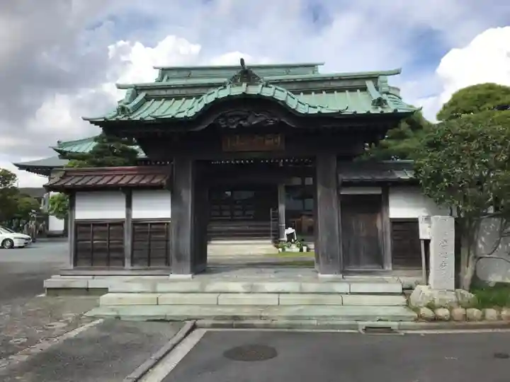 傳心寺の山門・神門