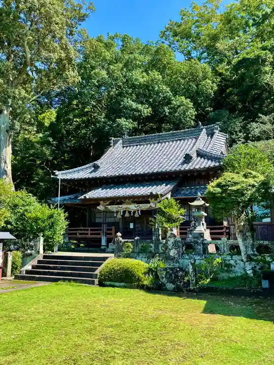 波佐美神社の本殿・本堂