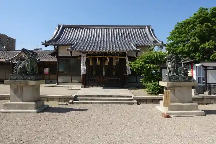 久保神社の本殿・本堂
