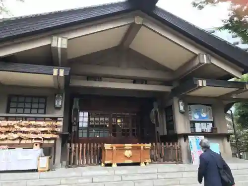 東郷神社の本殿