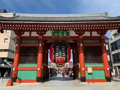浅草寺の山門・神門