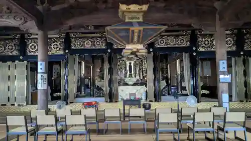 無量寺の本殿・本堂