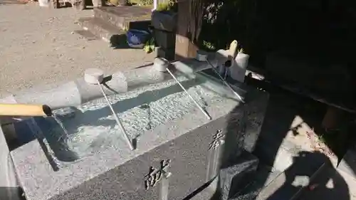 八天神社の手水舎