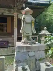 施福寺の像