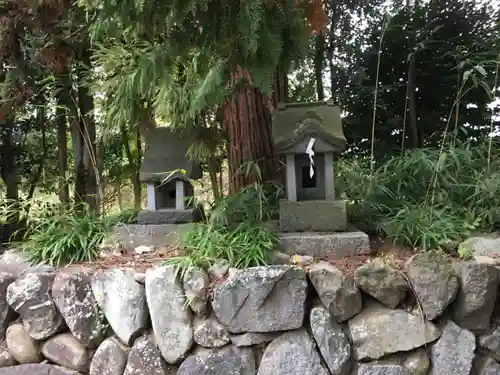 大井俣神社の末社・摂社