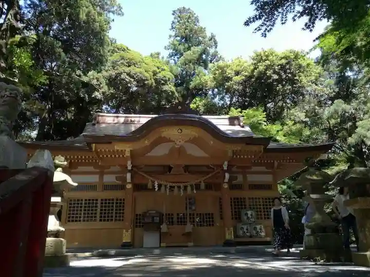 麻賀多神社の本殿・本堂