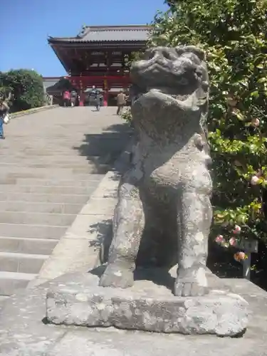 鶴岡八幡宮の狛犬