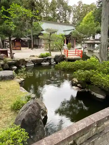 建部大社の庭園