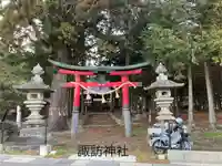 諏訪神社の鳥居