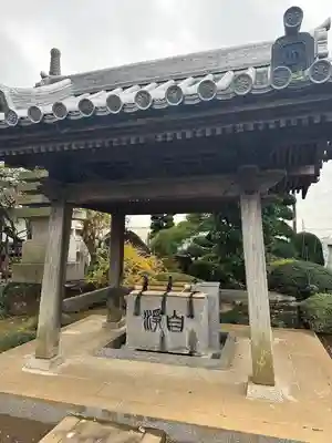 西栄寺の手水舎