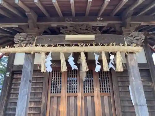 八幡神社の本殿・本堂
