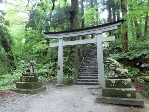 十和田神社の鳥居