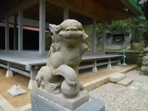 大船熊野神社の狛犬