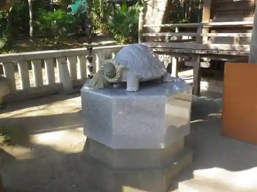 亀岡八幡宮（亀岡八幡神社）の狛犬