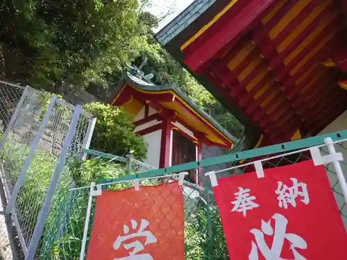 若宮八幡宮の本殿・本堂