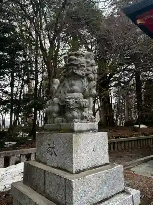 赤城神社の{uncategorized: "未分類", other: "その他", undefined: "問題あり", building: "その他建物", grave: "お墓", sacred_gate: "鳥居", guardian: "狛犬", statue: "像", buddha: "仏像", history: "歴史", nature: "自然", garden: "庭園", animal: "動物", pagoda: "塔", temizu: "手水舎", mountain_gate: "山門・神門", sanctuary: "本殿・本堂", subordinate: "末社・摂社", art: "芸術", scenery: "景色", jizo: "地蔵", ema: "絵馬", goshuin: "御朱印", omikuji: "おみくじ", items: "授与品その他", amulet: "お守り", goshuincho: "御朱印帳", eats: "食事", festival: "お祭り", votive_dance: "神楽", shichigosan: "七五三参", wedding: "結婚式", experience: "体験その他", initially: "初詣", around: "周辺", anti_infection: "感染症対策"}