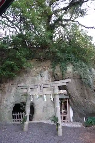 岩樟神社の本殿・本堂