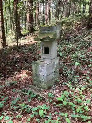 浅間神社の{uncategorized: "未分類", other: "その他", undefined: "問題あり", building: "その他建物", grave: "お墓", sacred_gate: "鳥居", guardian: "狛犬", statue: "像", buddha: "仏像", history: "歴史", nature: "自然", garden: "庭園", animal: "動物", pagoda: "塔", temizu: "手水舎", mountain_gate: "山門・神門", sanctuary: "本殿・本堂", subordinate: "末社・摂社", art: "芸術", scenery: "景色", jizo: "地蔵", ema: "絵馬", goshuin: "御朱印", omikuji: "おみくじ", items: "授与品その他", amulet: "お守り", goshuincho: "御朱印帳", eats: "食事", festival: "お祭り", votive_dance: "神楽", shichigosan: "七五三参", wedding: "結婚式", experience: "体験その他", initially: "初詣", around: "周辺", anti_infection: "感染症対策"}