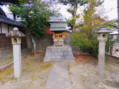 神明社（丁田町）の末社・摂社