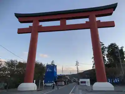 美濃國一宮　南宮大社の鳥居