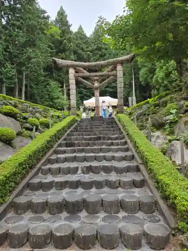 不二阿祖山太神宮(山梨県)
