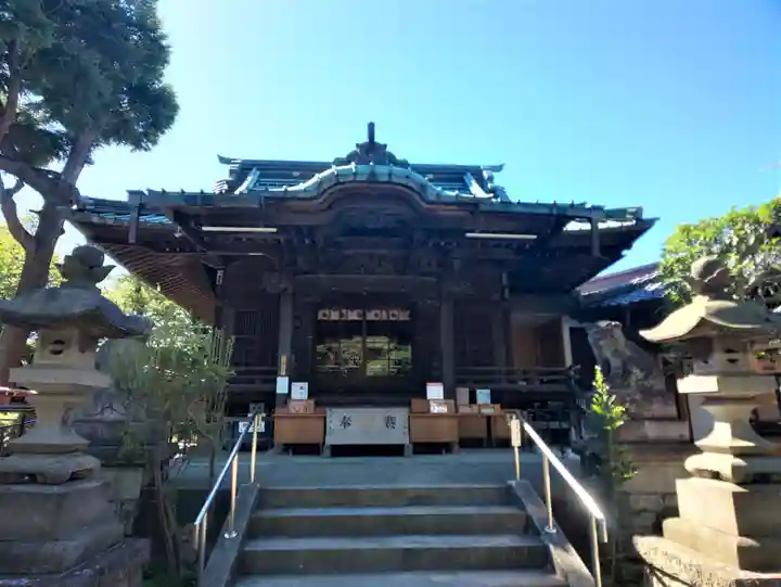 狭山八幡神社の本殿・本堂
