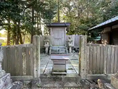 小野神社の{uncategorized: "未分類", other: "その他", undefined: "問題あり", building: "その他建物", grave: "お墓", sacred_gate: "鳥居", guardian: "狛犬", statue: "像", buddha: "仏像", history: "歴史", nature: "自然", garden: "庭園", animal: "動物", pagoda: "塔", temizu: "手水舎", mountain_gate: "山門・神門", sanctuary: "本殿・本堂", subordinate: "末社・摂社", art: "芸術", scenery: "景色", jizo: "地蔵", ema: "絵馬", goshuin: "御朱印", omikuji: "おみくじ", items: "授与品その他", amulet: "お守り", goshuincho: "御朱印帳", eats: "食事", festival: "お祭り", votive_dance: "神楽", shichigosan: "七五三参", wedding: "結婚式", experience: "体験その他", initially: "初詣", around: "周辺", anti_infection: "感染症対策"}