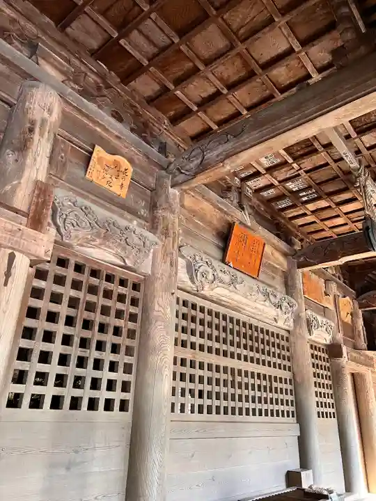 黒石寺の本殿・本堂