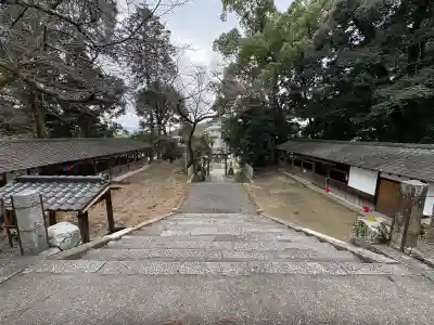 石座神社の{uncategorized: "未分類", other: "その他", undefined: "問題あり", building: "その他建物", grave: "お墓", sacred_gate: "鳥居", guardian: "狛犬", statue: "像", buddha: "仏像", history: "歴史", nature: "自然", garden: "庭園", animal: "動物", pagoda: "塔", temizu: "手水舎", mountain_gate: "山門・神門", sanctuary: "本殿・本堂", subordinate: "末社・摂社", art: "芸術", scenery: "景色", jizo: "地蔵", ema: "絵馬", goshuin: "御朱印", omikuji: "おみくじ", items: "授与品その他", amulet: "お守り", goshuincho: "御朱印帳", eats: "食事", festival: "お祭り", votive_dance: "神楽", shichigosan: "七五三参", wedding: "結婚式", experience: "体験その他", initially: "初詣", around: "周辺", anti_infection: "感染症対策"}