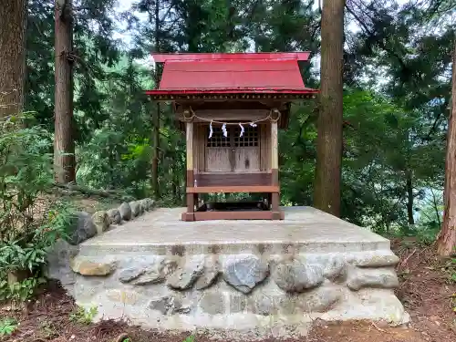 羽黒三田神社の末社・摂社