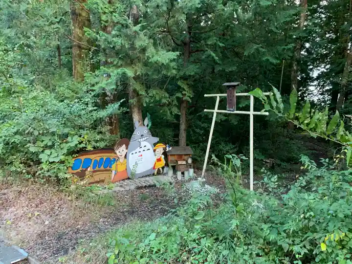 民草神社のその他建物