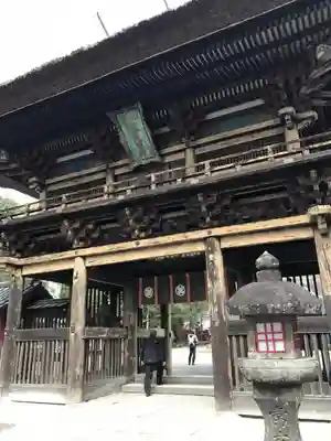 青井阿蘇神社の山門・神門