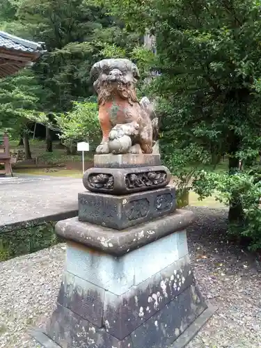 賀茂神社の狛犬