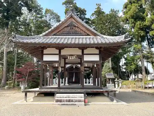 櫟神社の本殿・本堂