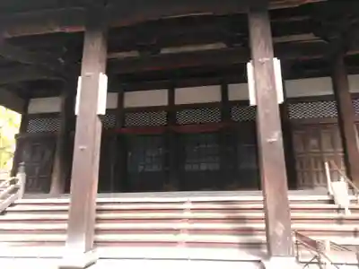 西顕寺の本殿・本堂