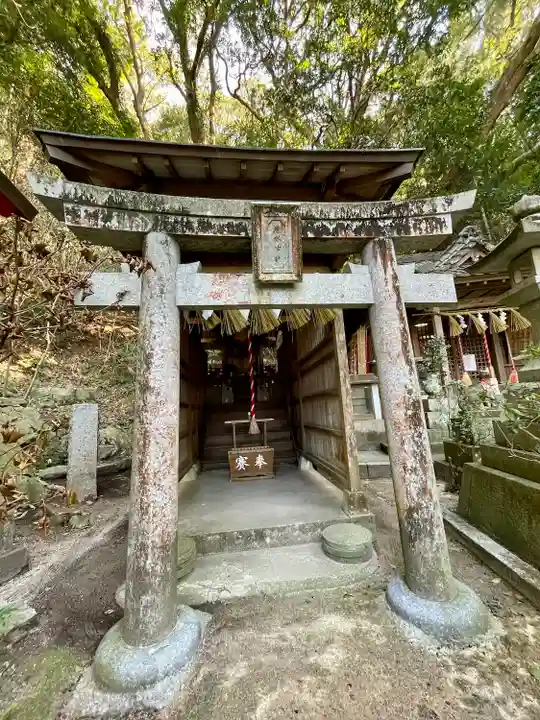 石穴稲荷神社(福岡県)